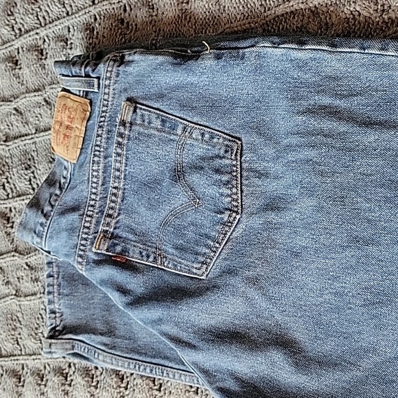 LEVIS 550. Clearance (sale) - Picture 2 of 4